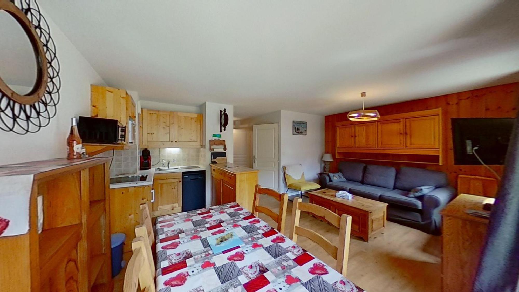 Casa-Amelie Terrace With View And Parking Apartment Vars  Exterior foto