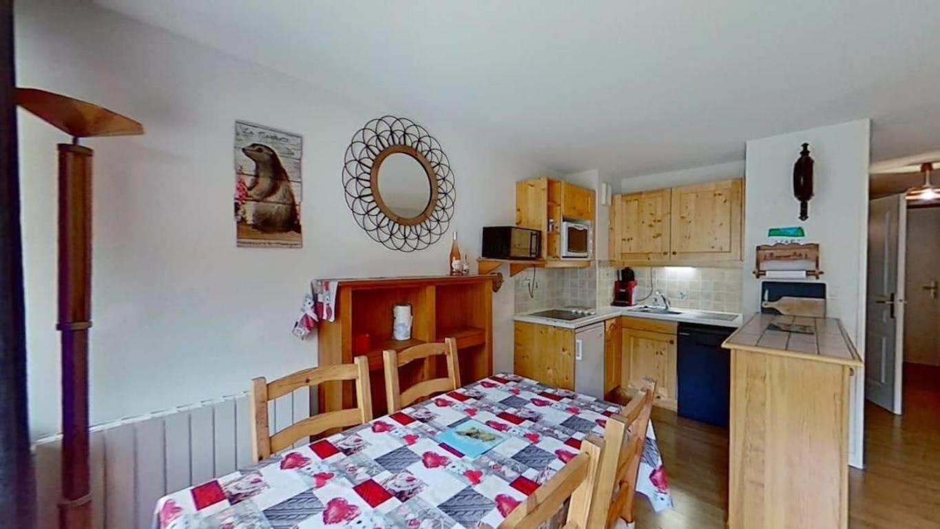 Casa-Amelie Terrace With View And Parking Apartment Vars  Exterior foto